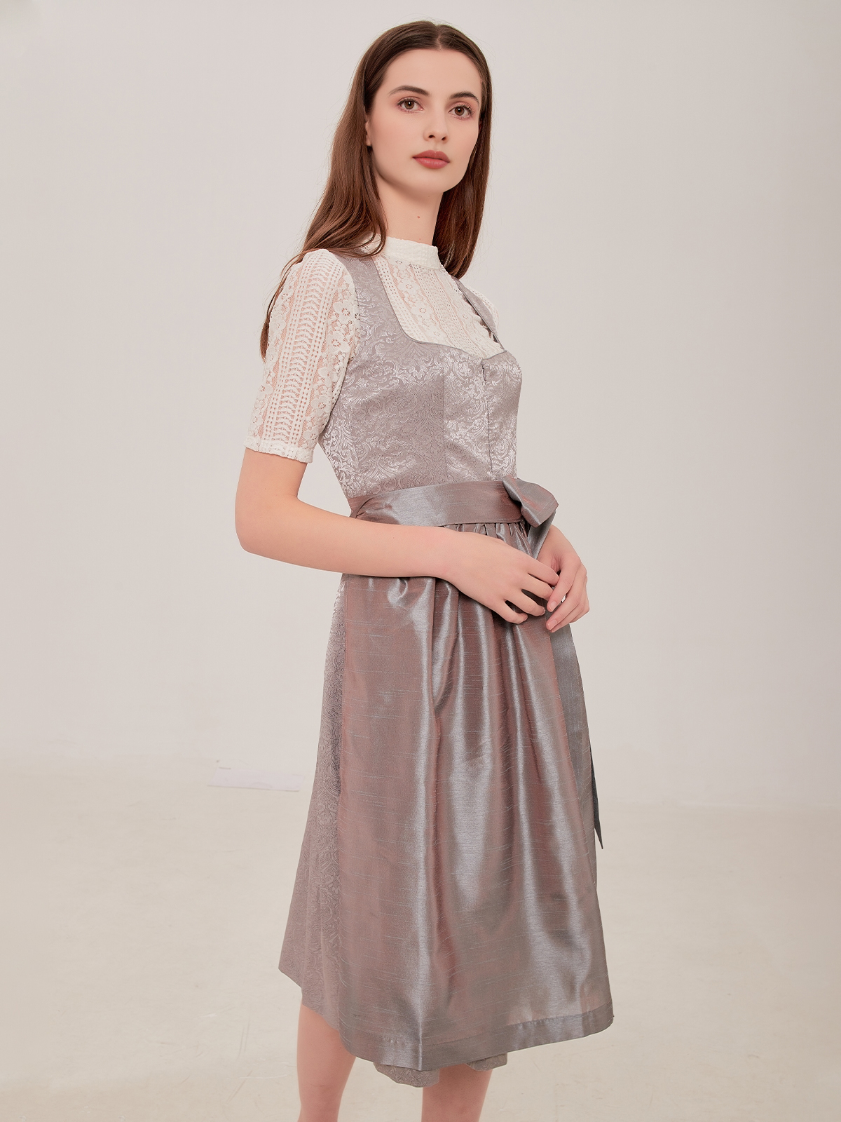 Ehreer Dirndl in Grün