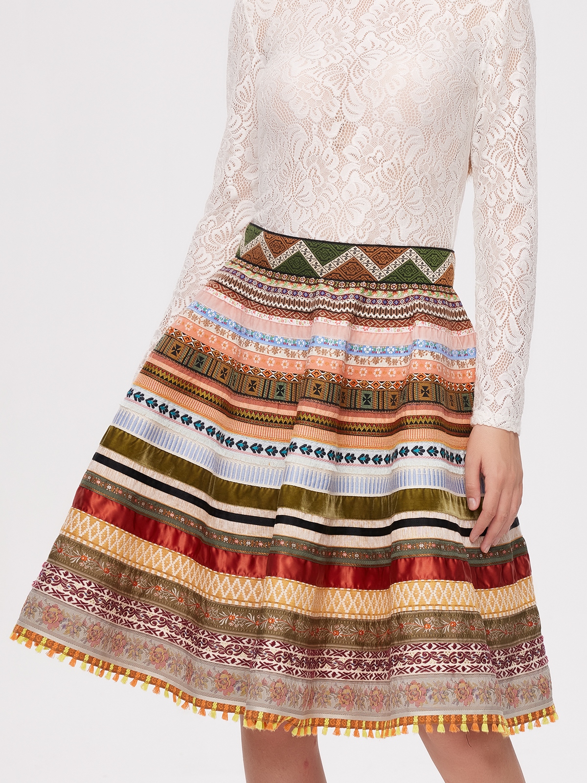 Dirndl in eleganter Braun-Nuance