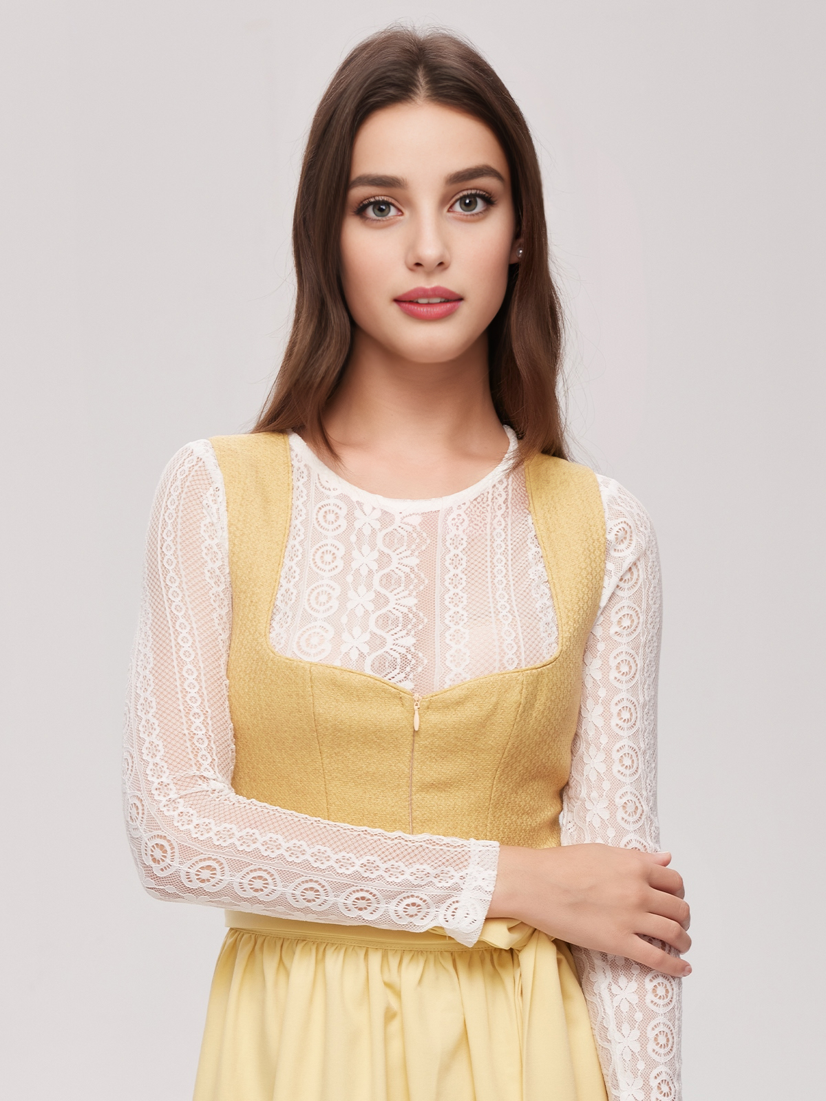 Dirndl in Gelb – perfekt für sommerliche Festivals