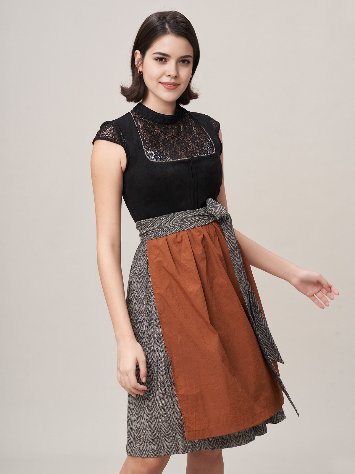 Dirndl mit Reißverschluss