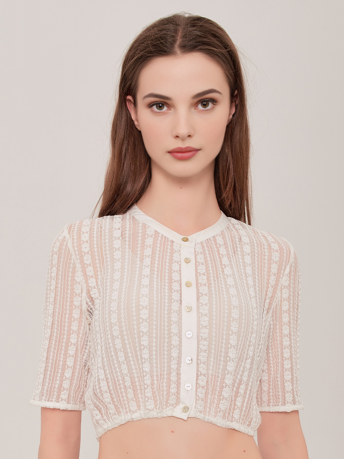 Elegante Dirndlbluse in Weiß