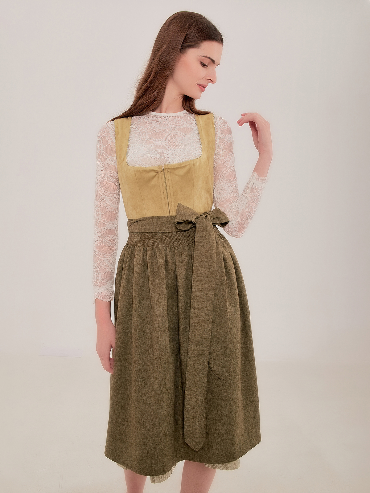 Dirndl Damen Grün – stilvoll und frisch