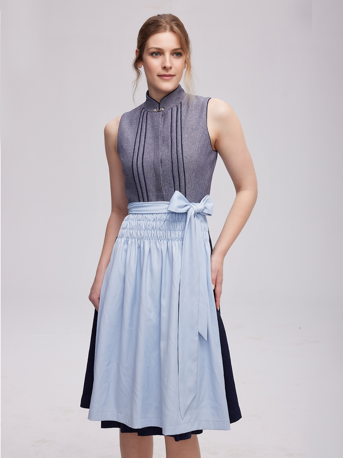 Modernes Dirndl-Styling