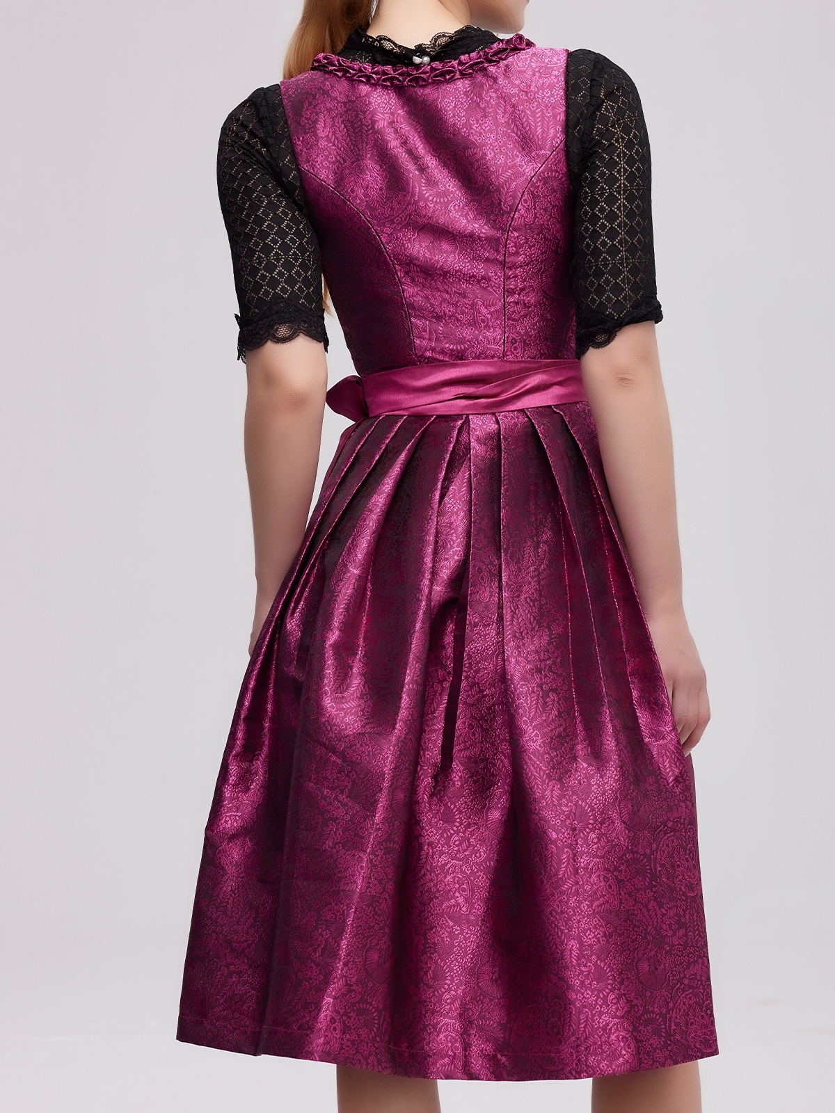Dirndl in Grün und Blau