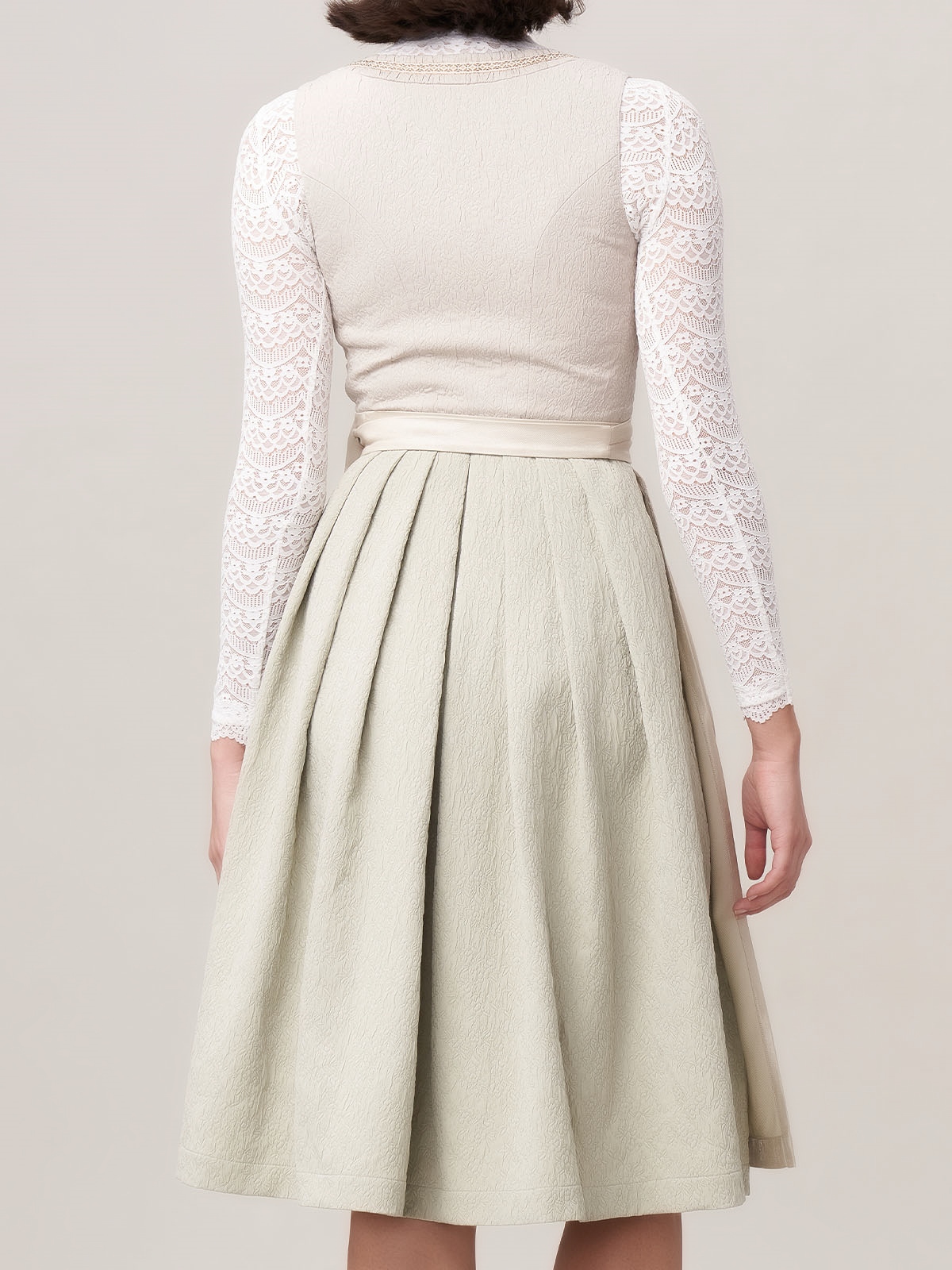 Dirndlbluse Lang in Beige