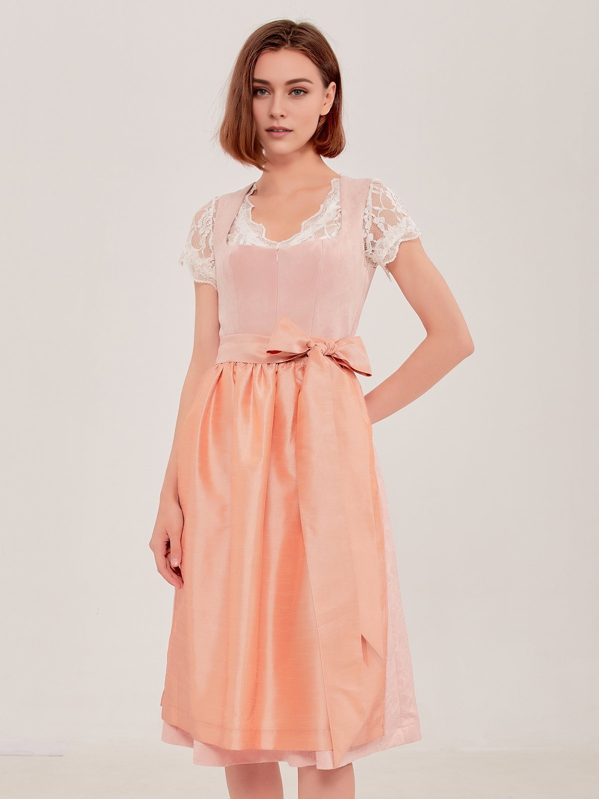 Dirndl-Bluse Langarm in Rosa