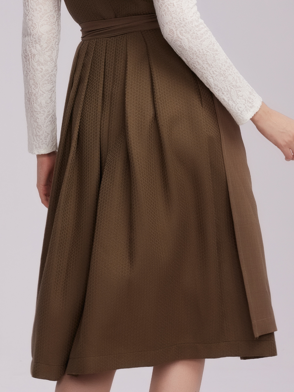 Dirndl Bluse mit V-Ausschnitt in Grün